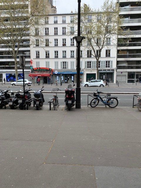 Location Commerce Paris 6 63 m²
