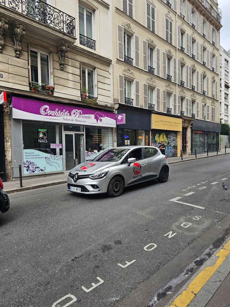 Vente Commerce Paris 11 84 m²